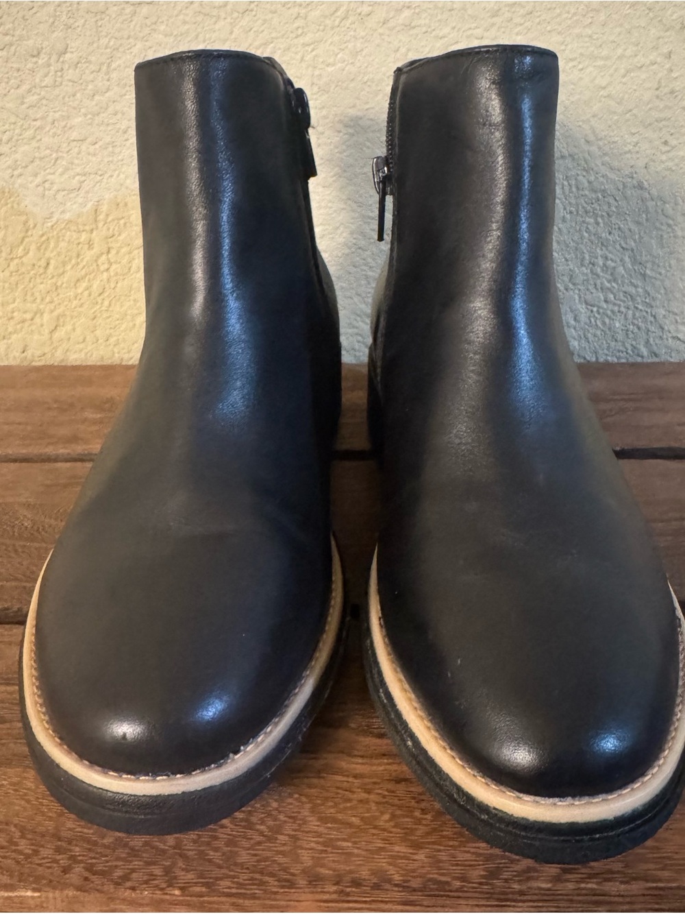 Clark’s Women’s Sharon Leather Boots Size 6.5 in Black New No Box